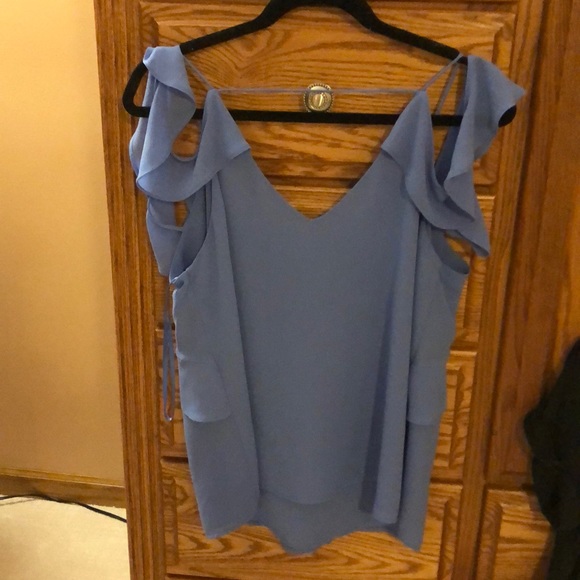 Light blue tank top - Picture 3 of 3